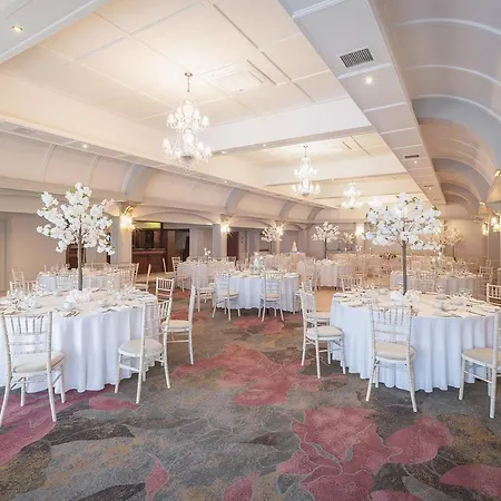 호텔 Castle Arch 트림