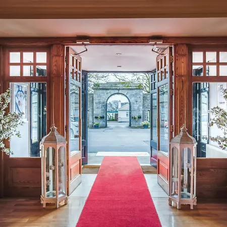 فندق Castle Arch 3*