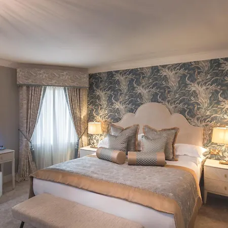 Castle Arch ホテル トリム