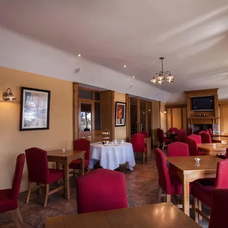 فندق Castle Arch 3*