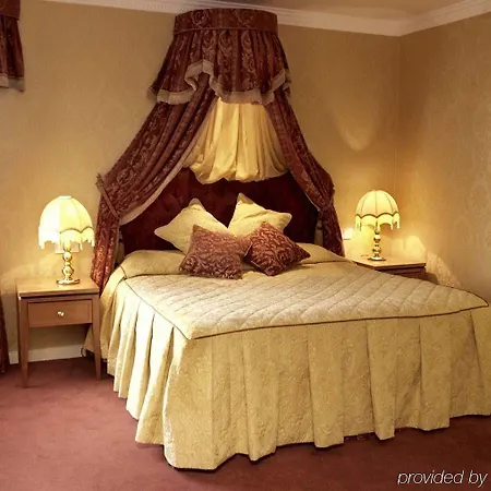 فندق Castle Arch 3*