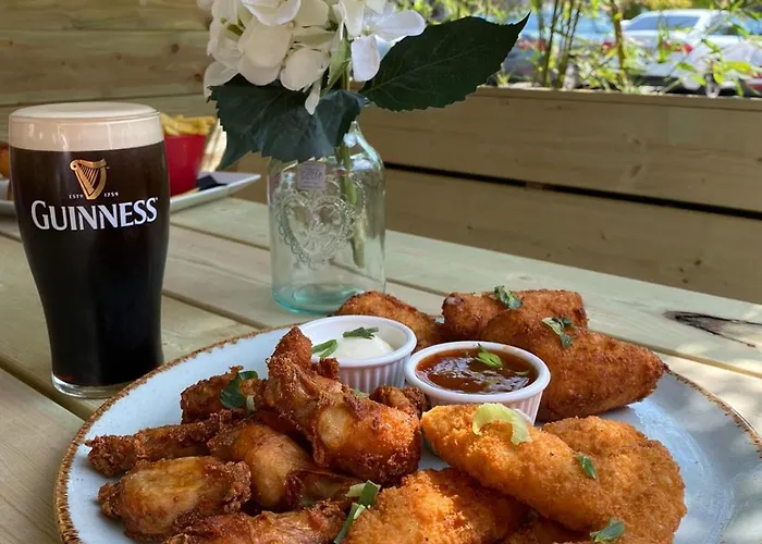 Отель Castle Arch