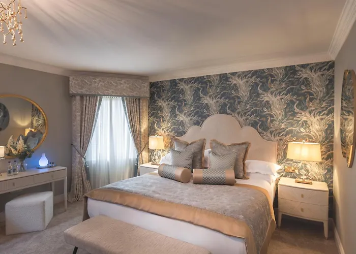 Castle Arch Hotel Trim