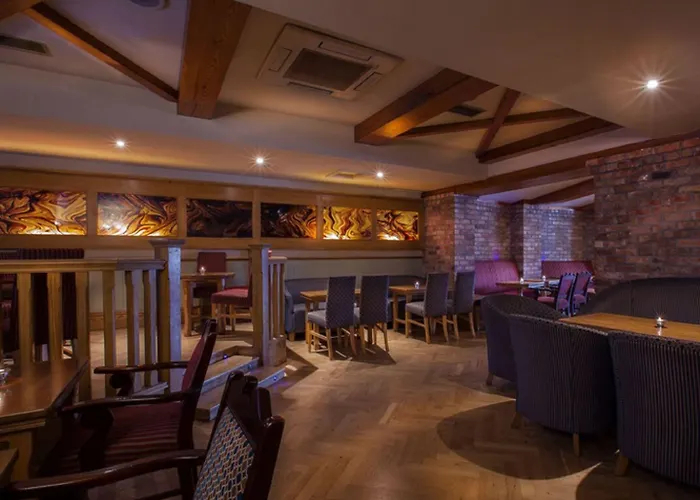 Отель Castle Arch 3*