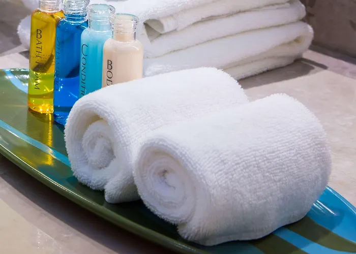 Hotel Castle Arch Trim