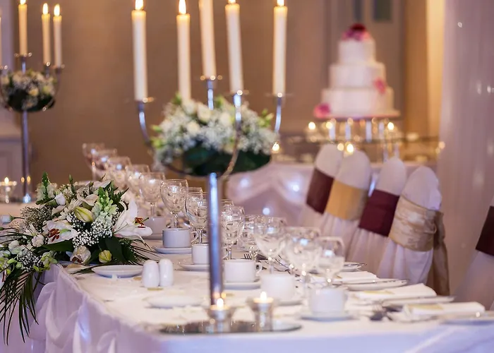 Отель Castle Arch